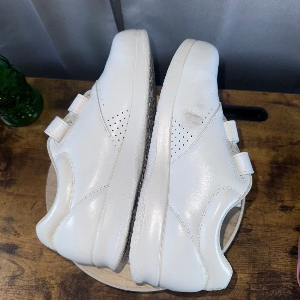 SAS Me Too Walking Shoes Womens 8 M White Comfort Hook Loop Leather Orthopedic